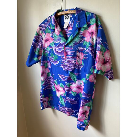 Vintage Hilo Hattie Bold Hibiscus Pattern Hawaiian Shirt - Picture 1 of 6